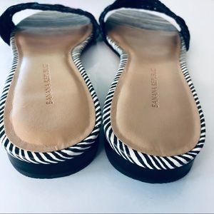 Banana Republic Shoes - Banana Republic NWOT Black and White Sandals Banana Republic Shoes - Banana Republic NWOT Black and White Sandals